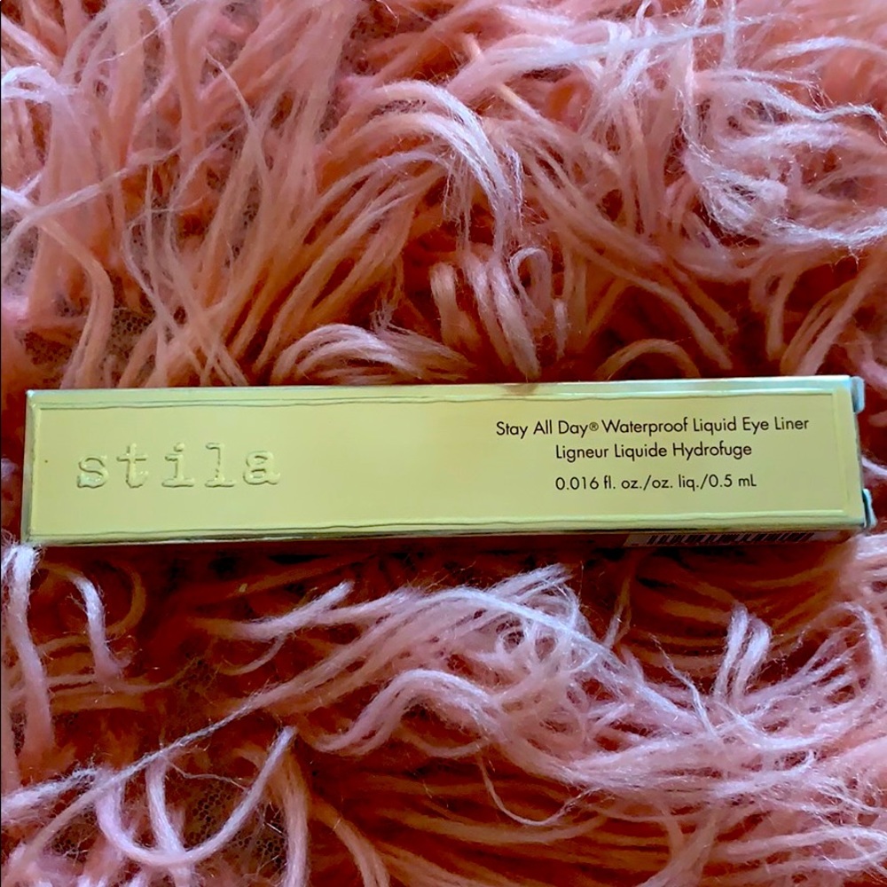 Stila STAY ALL DAY WATERPROOF EYELINER